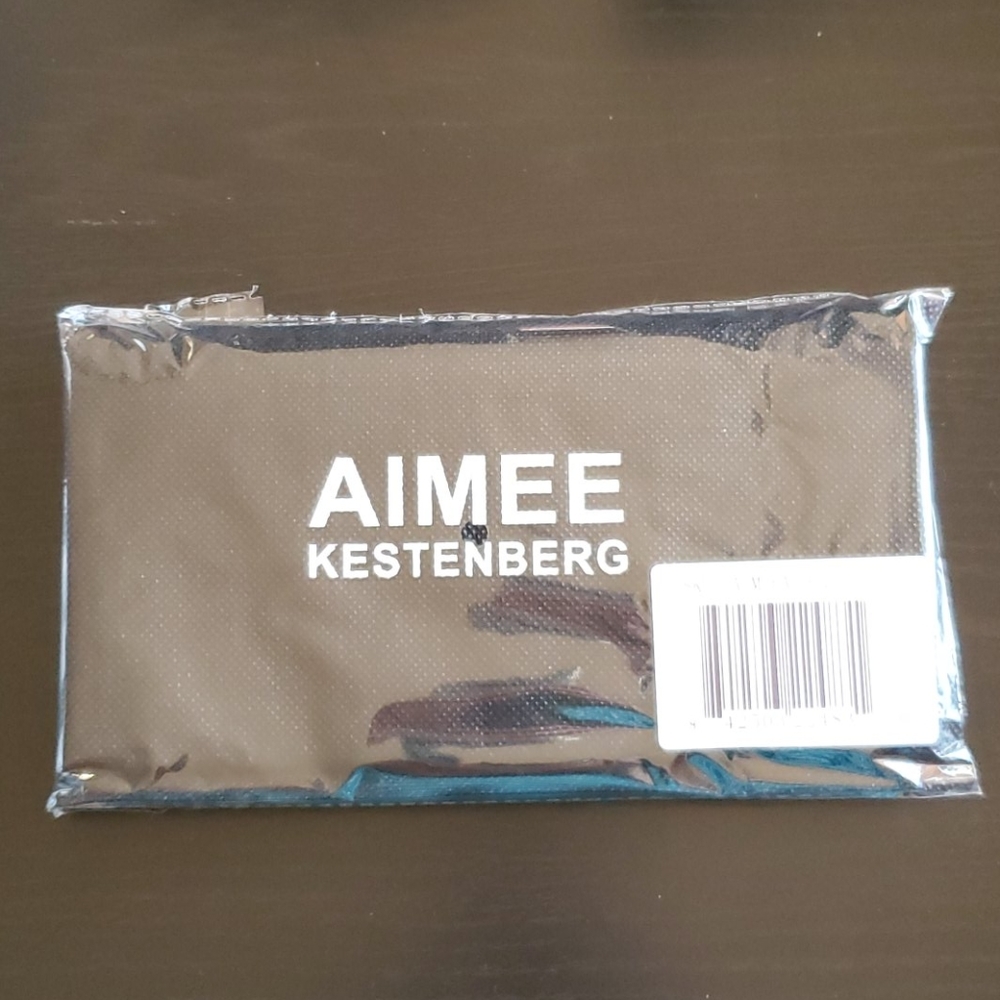 ⛱3/$20 Aimee Kestenberg Bifold Wallet - Picture 3 of 4